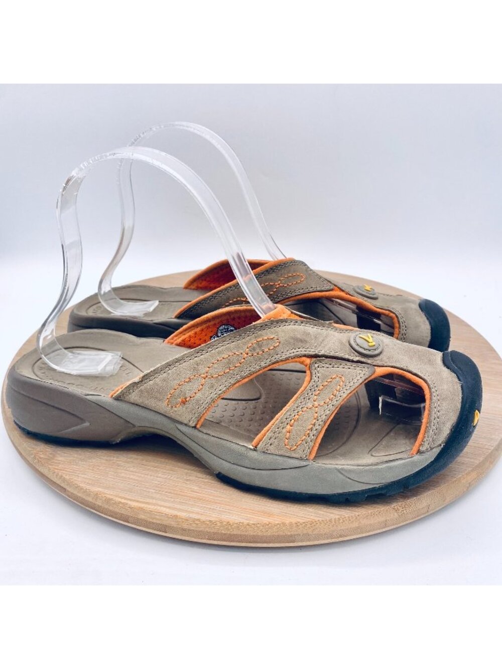 Keen Sandals Womens 7.5 Beige Leather Portico Slip On Sporty Fisherman Thong